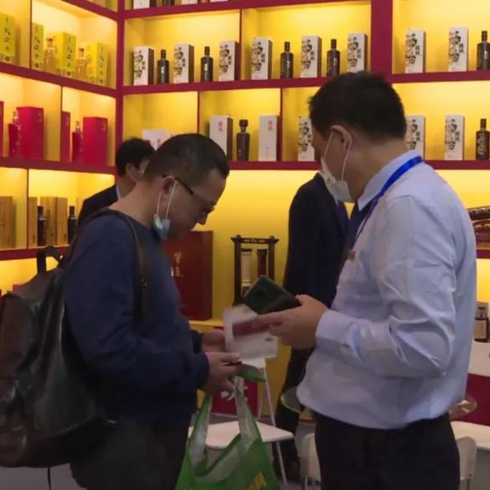开发区一家企业三大板块参展第103届糖酒商品交 易会